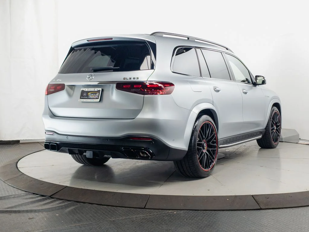 Certified Used 2026 MANUFAKTUR Cirrus Silver Magno Mercedes-Benz GLS 63 AMG® image 35