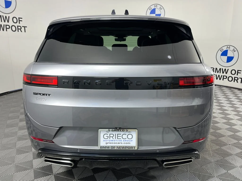 Used 2024 Gray Land Rover Dynamic SE image 13