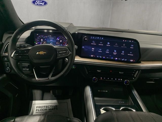Used 2025 Black Chevrolet High Country image 2