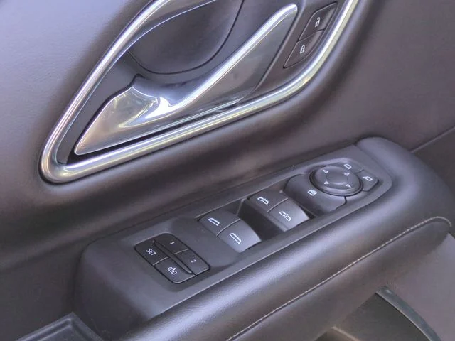 Used 2021 Black Chevrolet LT image 13