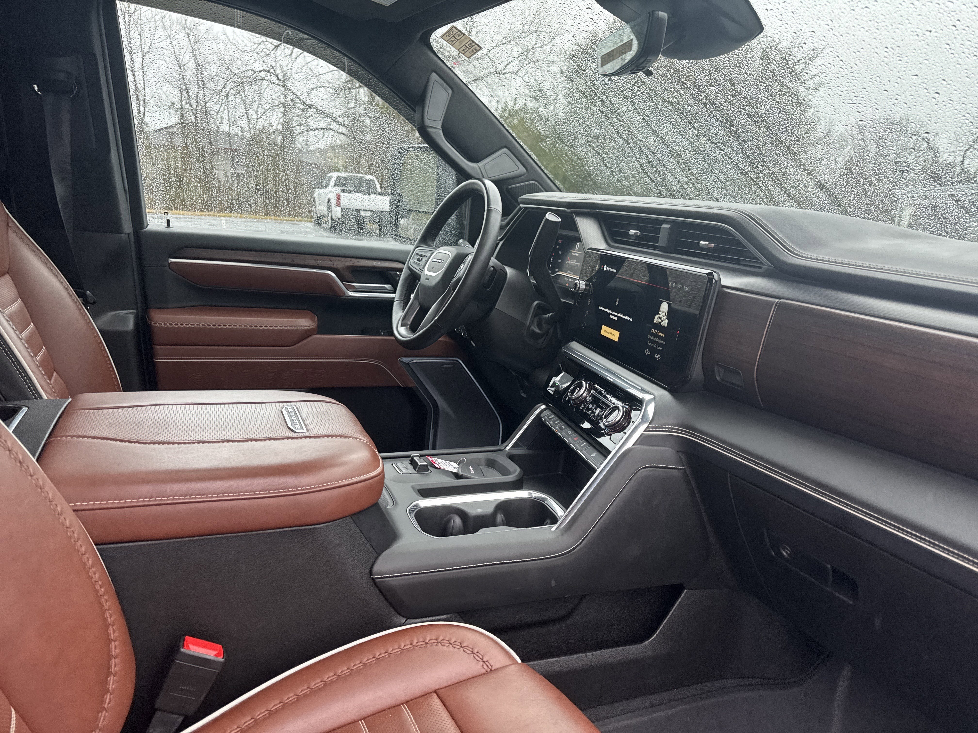 Used 2025 Sterling Metallic GMC Denali Ultimate image 39