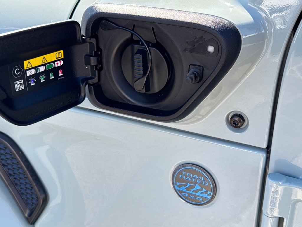 Used 2024 Gray Jeep Sport S 4xe image 9