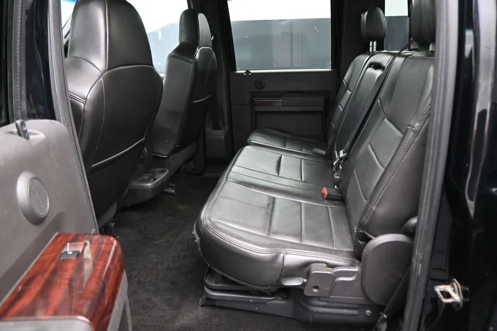 Used 2010  Ford  image 20