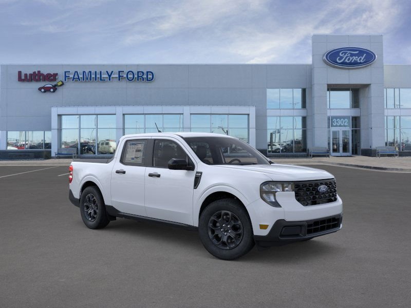 New 2026 Space White Metallic Ford XLT image 37