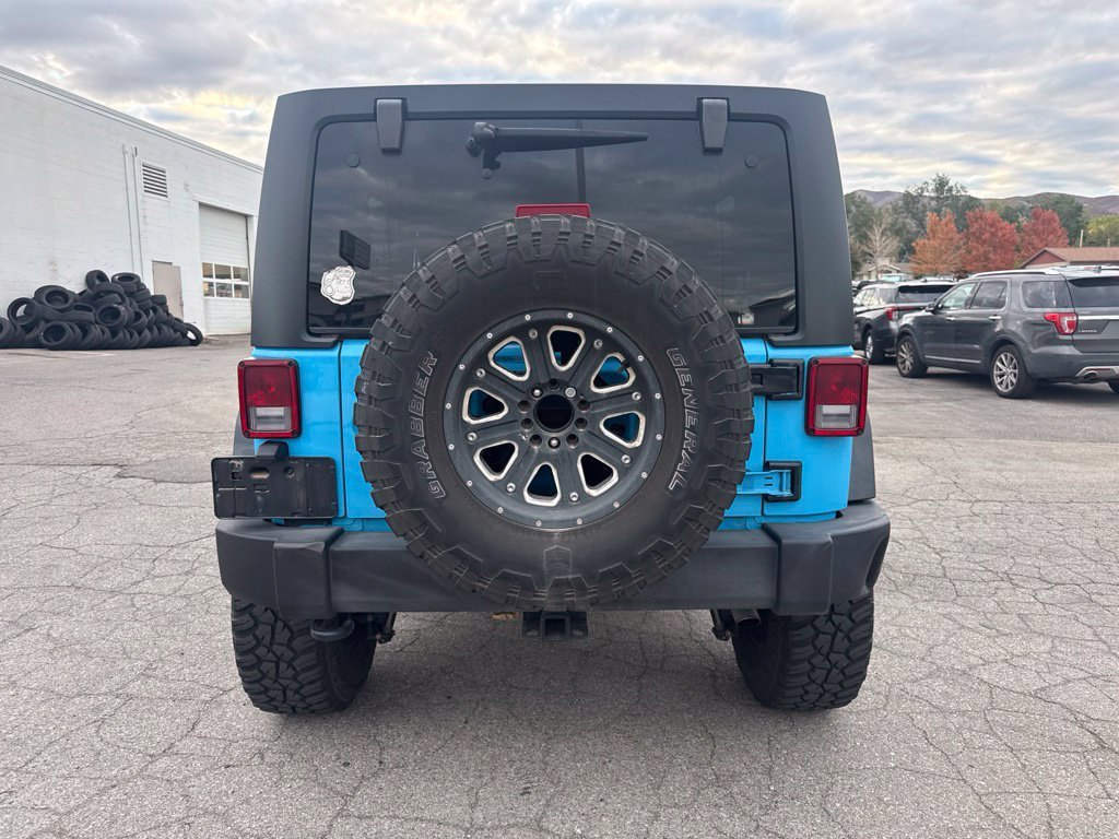 Certified Used 2017 Chief Clearcoat Jeep Unlimited Sport image 9