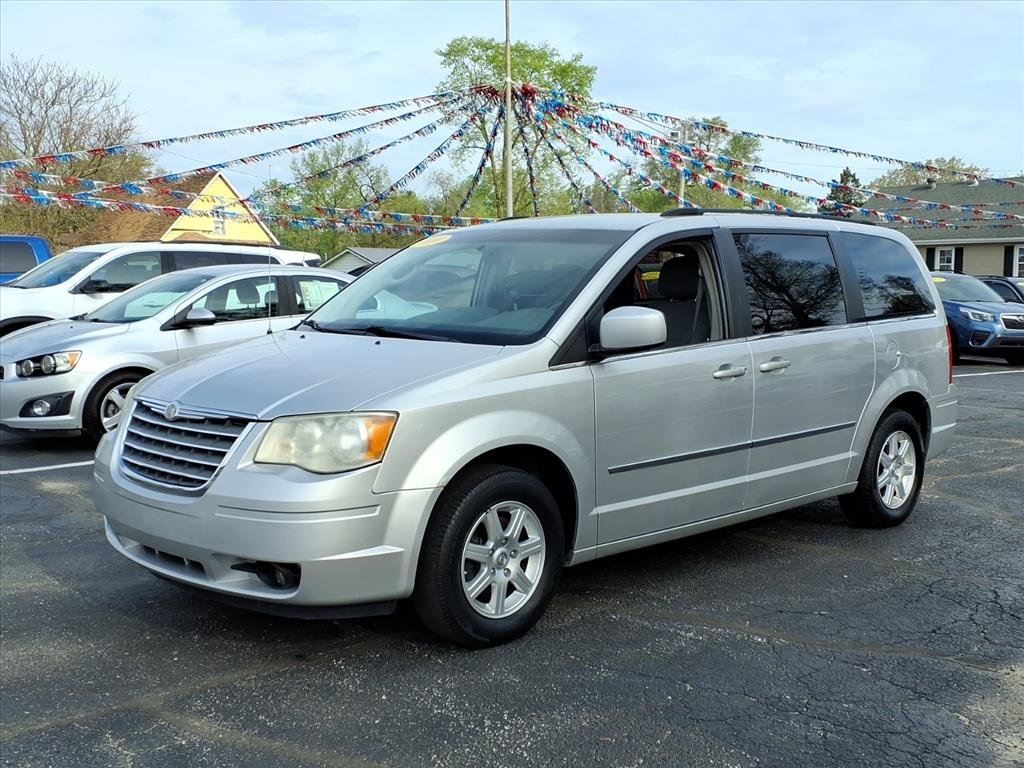 2010 Chrysler Town & Country Touring