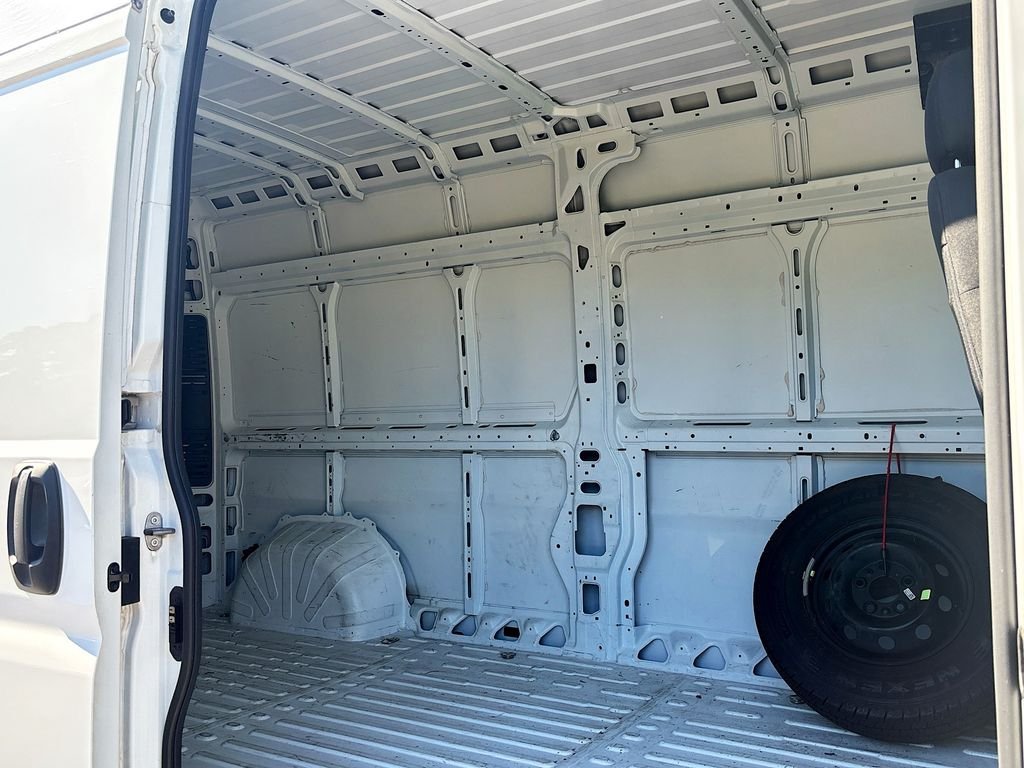 Used 2023 White Ram High Roof image 17