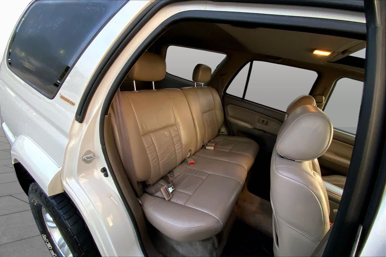 Used 2002 GOLDEN PEARL Toyota Limited image 16