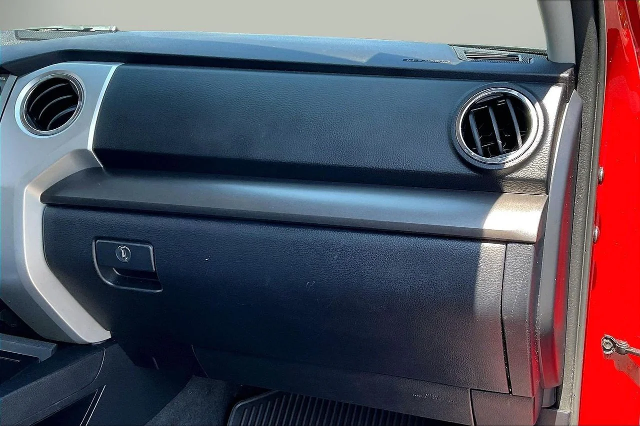 Certified Used 2019 Red Toyota SR5 image 21