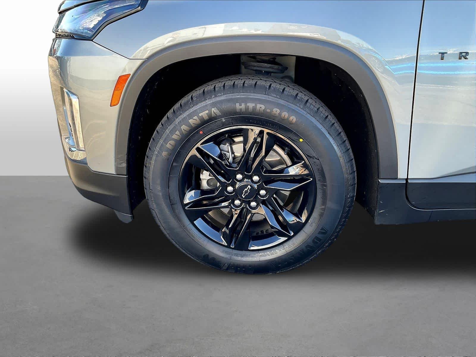 Certified Used 2024 Sterling Gray Metallic Chevrolet LT Cloth image 36