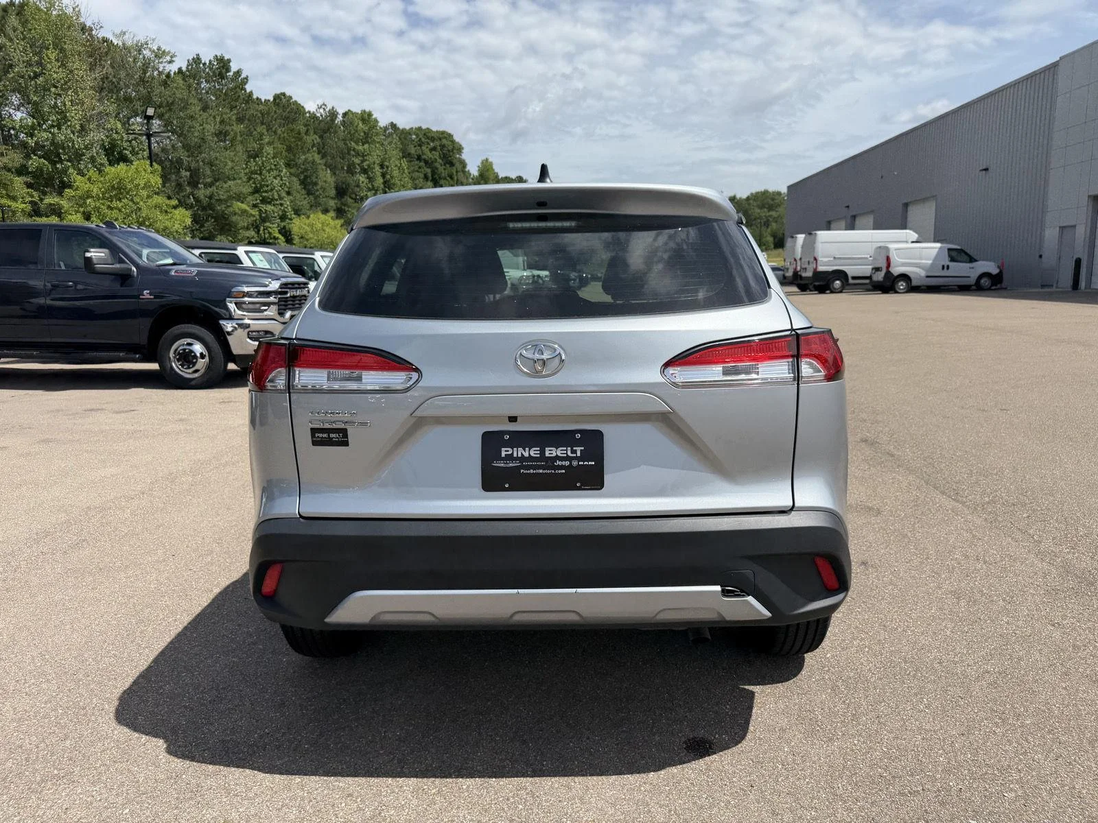 Used 2024 Sonic Silver Toyota L image 5