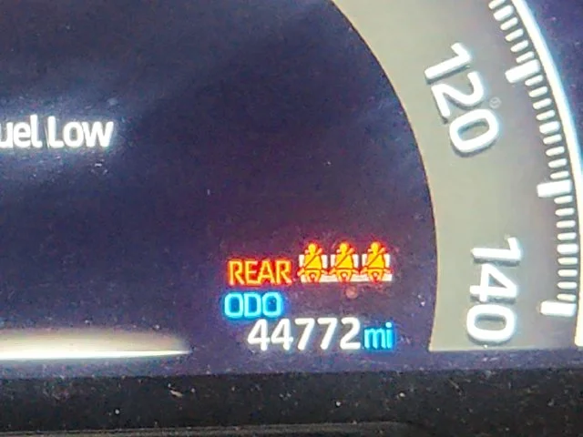 Used 2025 White Toyota LE image 11