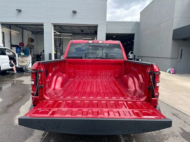 New 2026 Molten Red Pearl-Coat Exterior Paint RAM Big Horn/Lone Star image 24