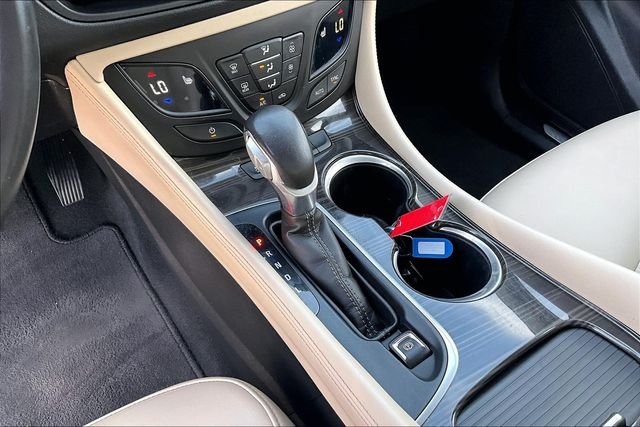 Used 2020 White Buick Base image 11
