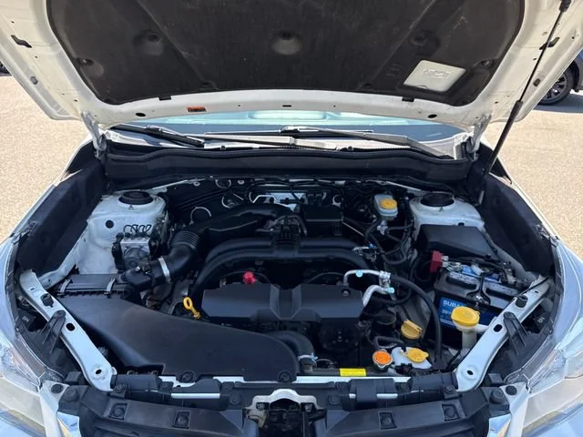 Used 2018 Crystal White Pearl Subaru 2.5i image 27
