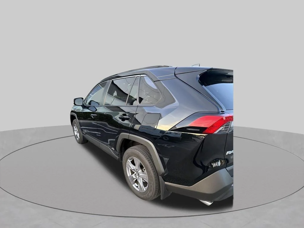 Used 2025 Black Toyota XLE image 4