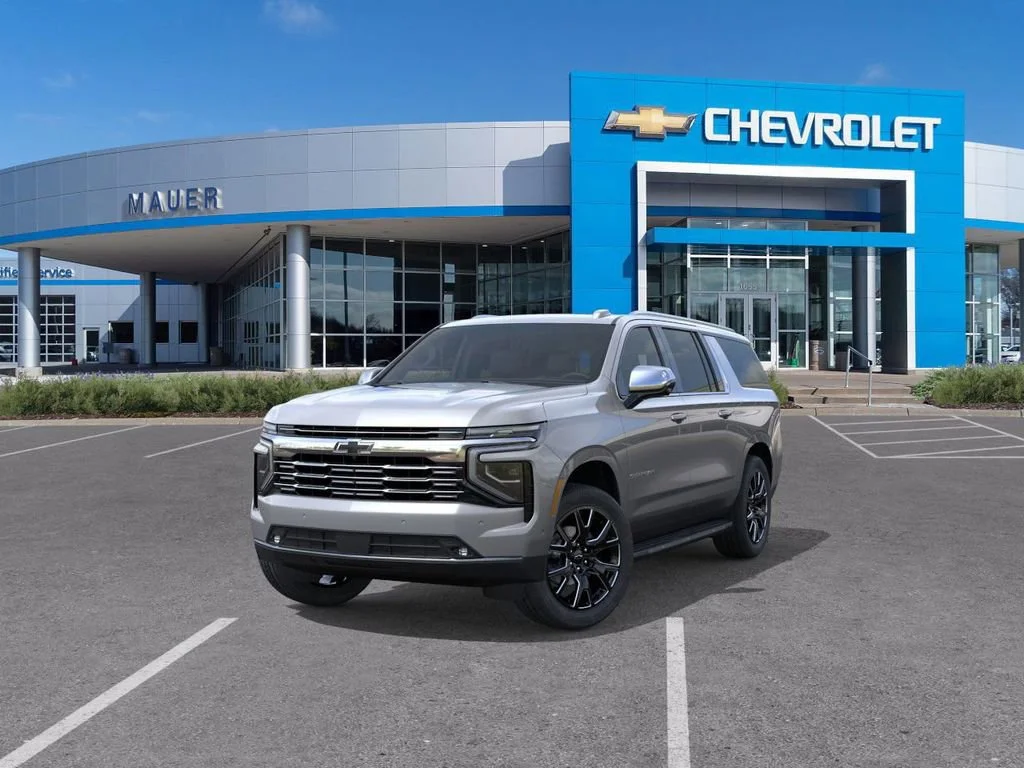 2026 Chevrolet Suburban Premier - Photo 8