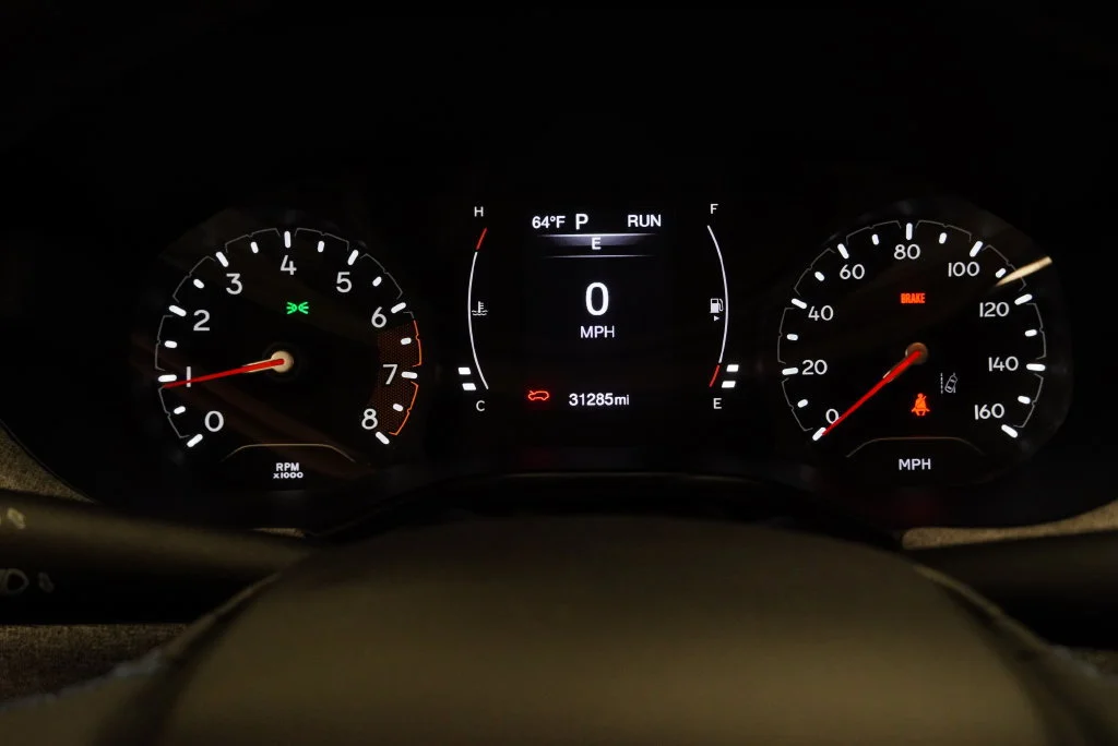 Used 2022 Bright White Clea Jeep Latitude image 24