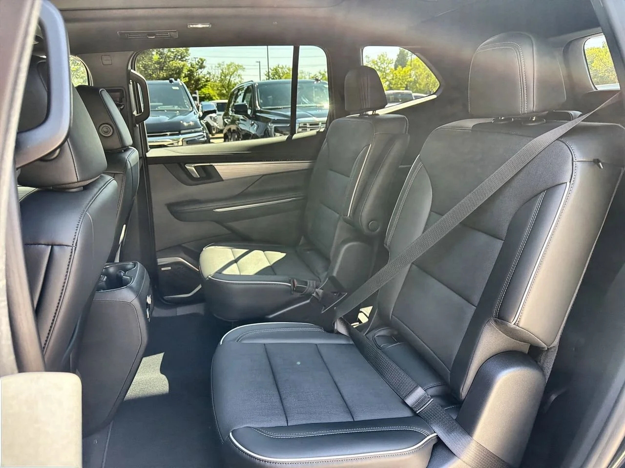 New 2026 Ebony Twilight Metallic Buick Preferred image 20