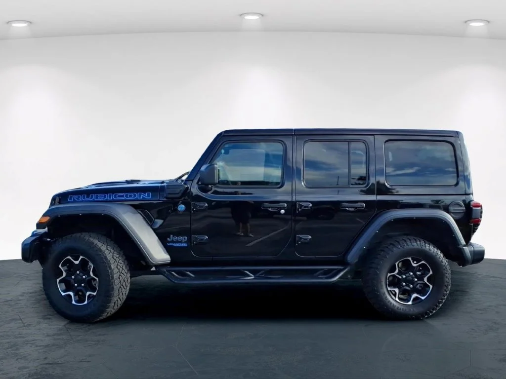 Used 2021 Black Jeep Unlimited Rubicon 4xe image 14