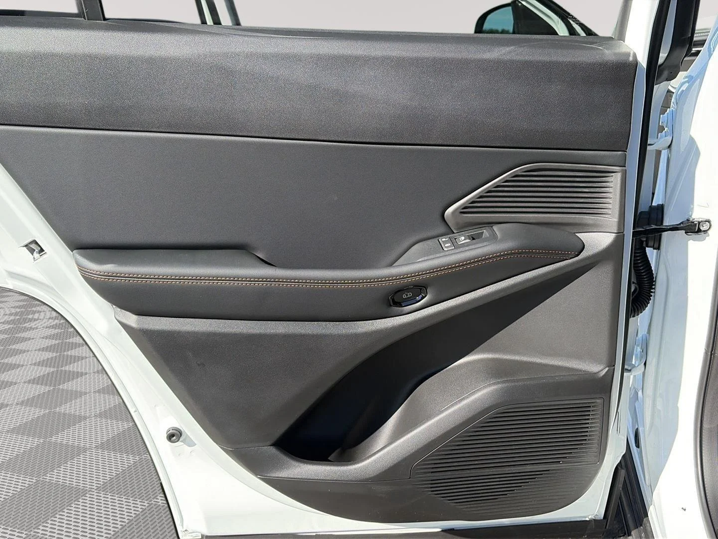 New 2026 Bright White Clearcoat Jeep Limited image 28