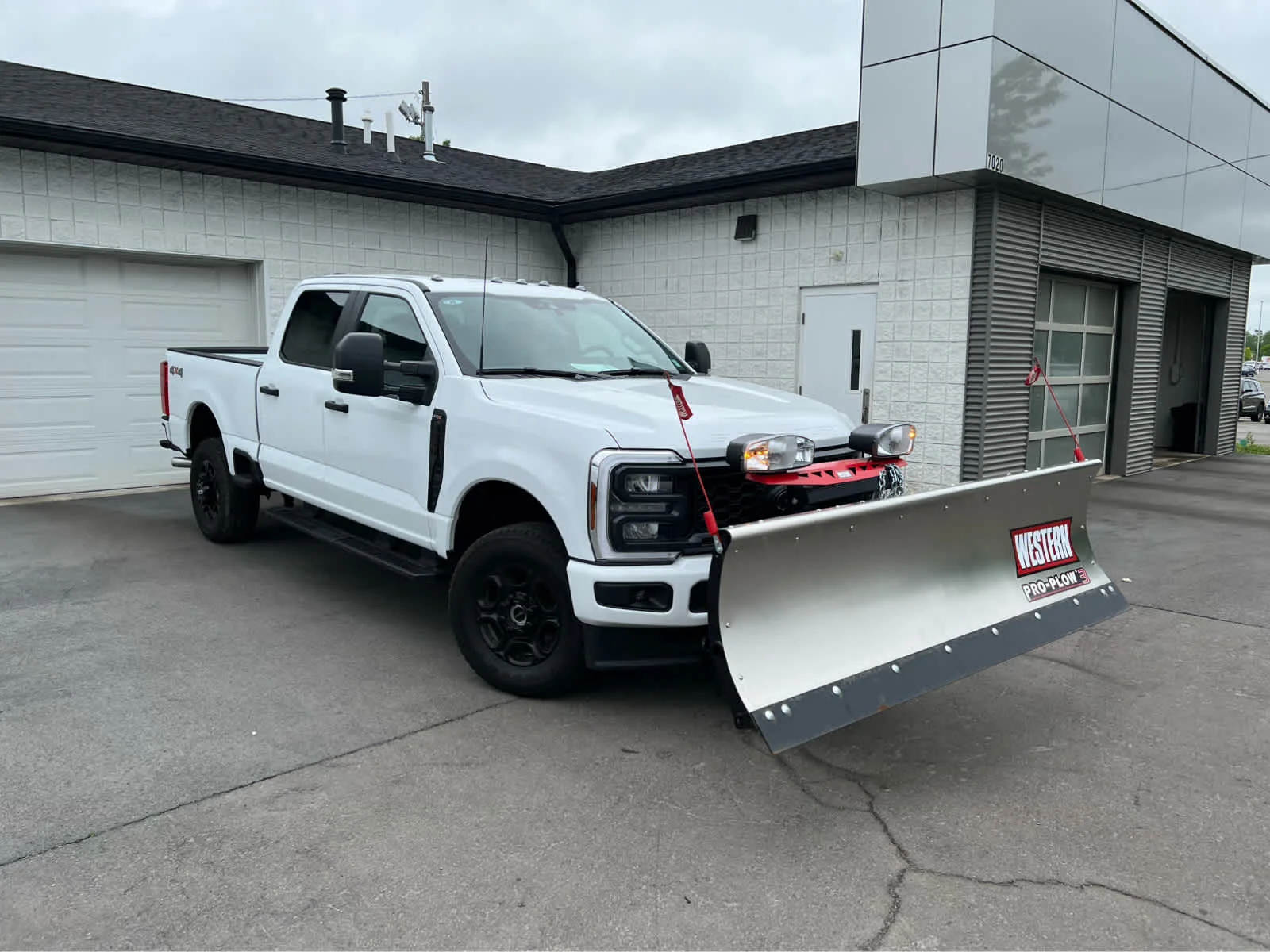 New 2026 Oxford White Ford XL image 26