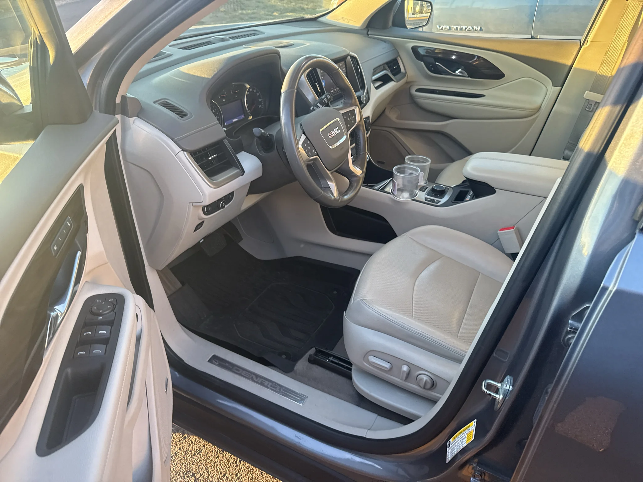 Used 2020 Satin Steel Metallic GMC Denali image 4