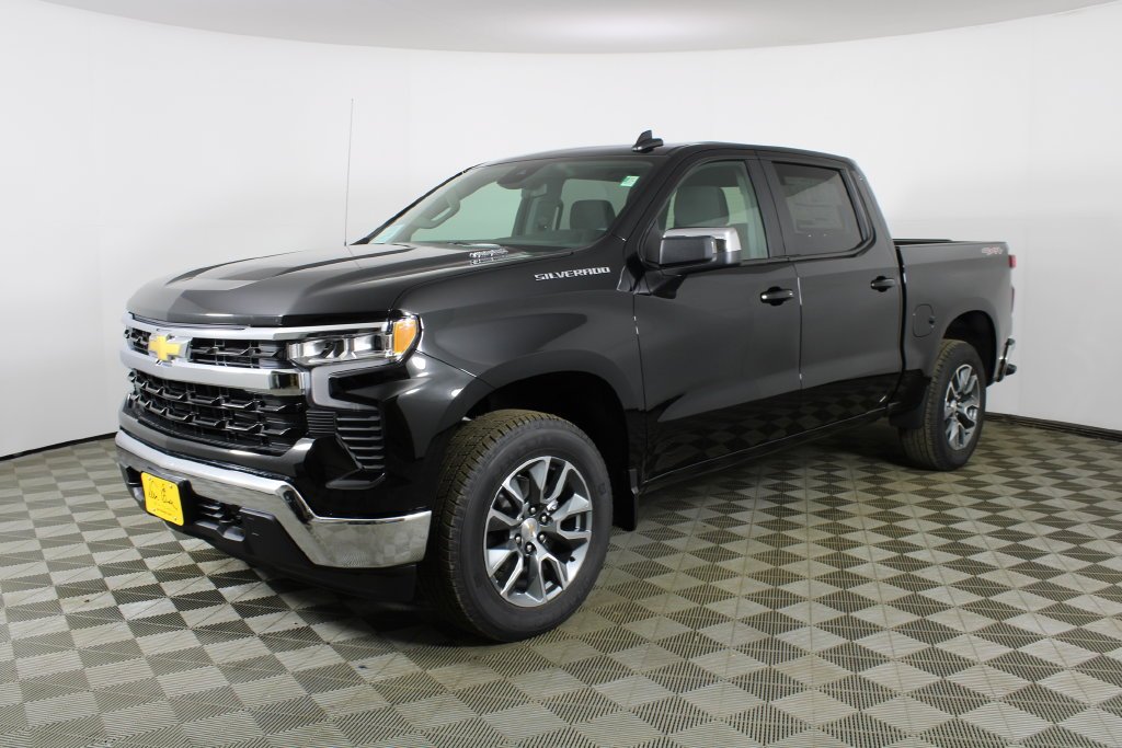 2026 Chevrolet Silverado 1500 LT - Photo 3