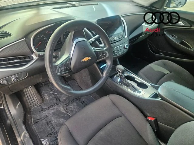 Used 2022 Black Chevrolet LT image 9