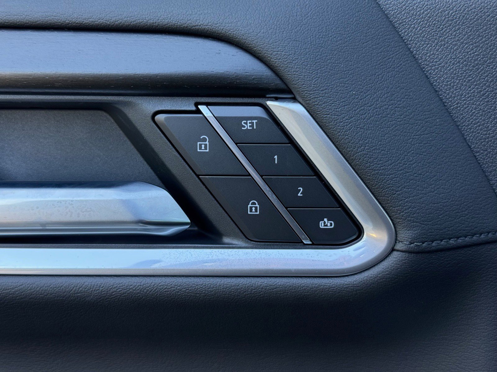 2026 GMC Sierra 2500HD Denali - Photo 12