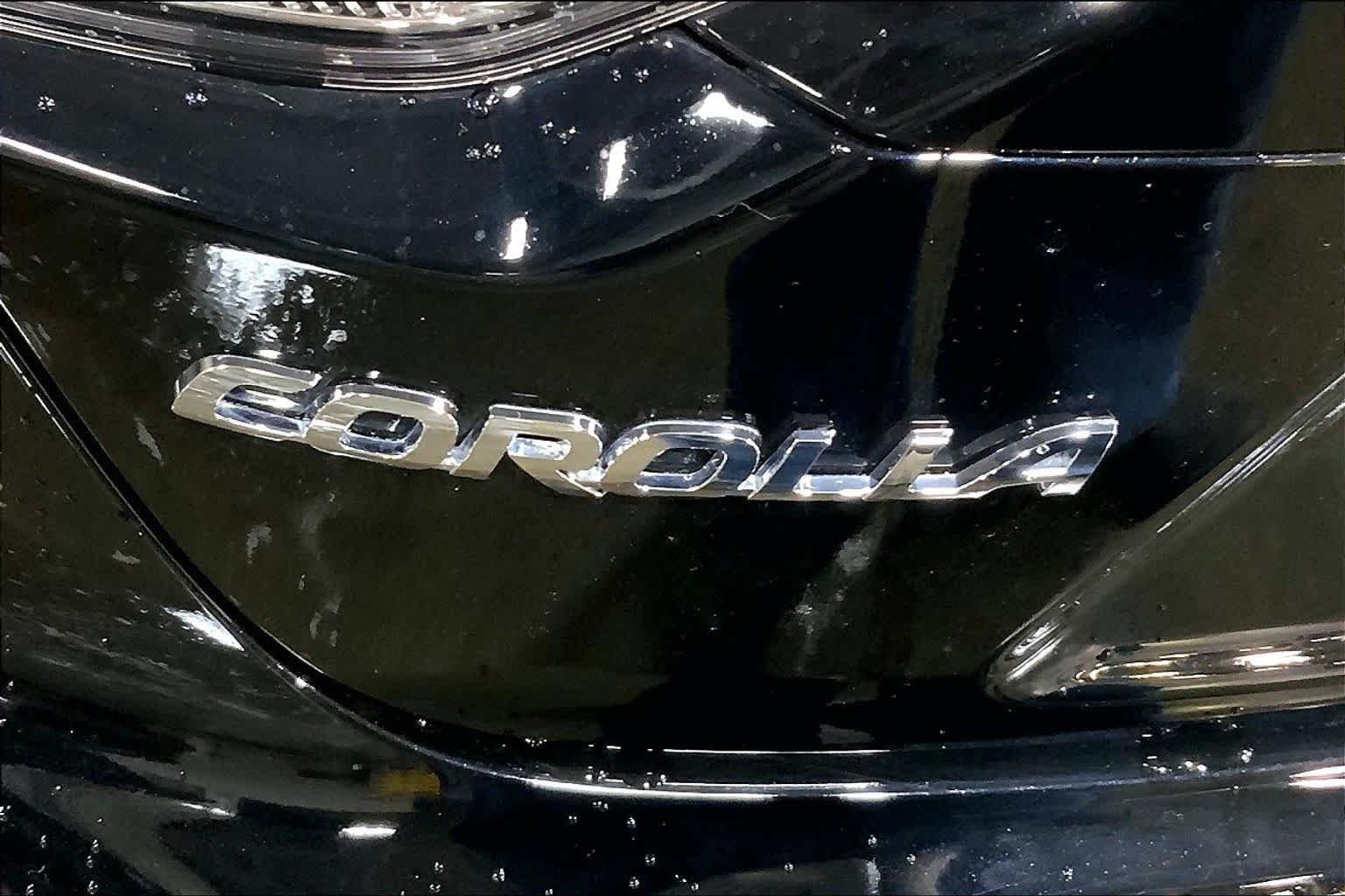 Used 2024 Midnight Black Metallic Toyota LE image 10