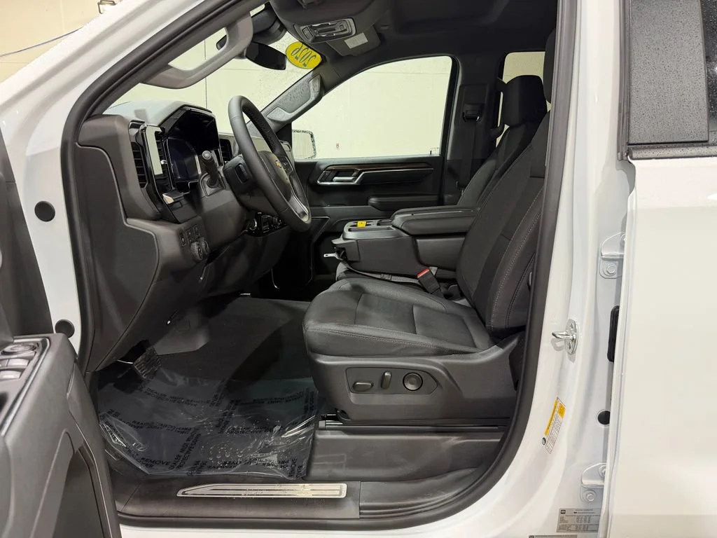 2026 Chevrolet Silverado 1500 LT - Photo 17