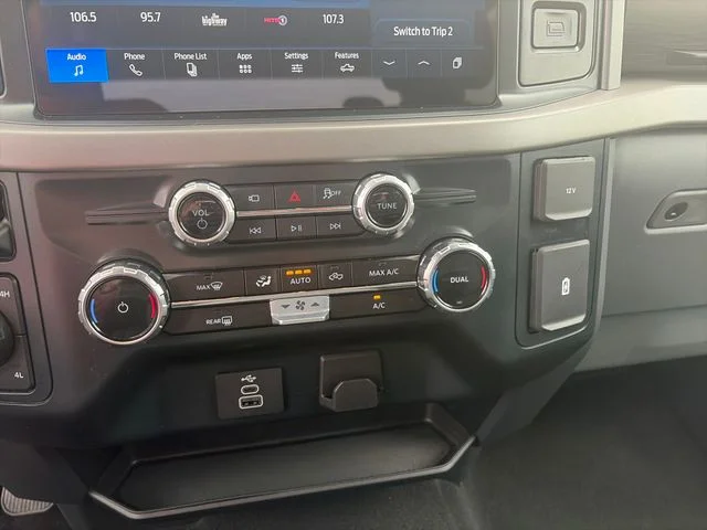 Used 2025 Black Ford XLT image 18