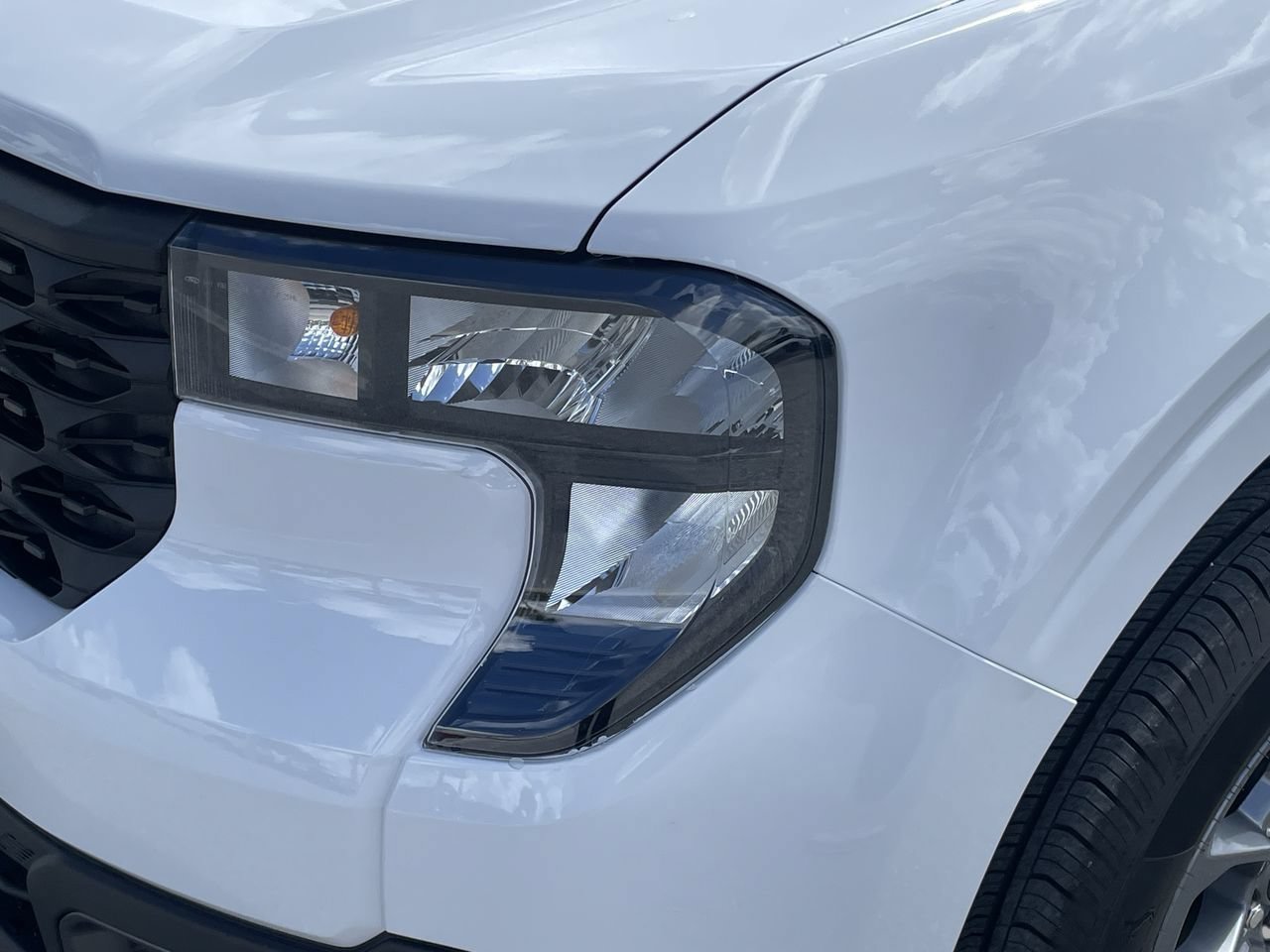 New 2026 Oxford White Ford XLT image 6