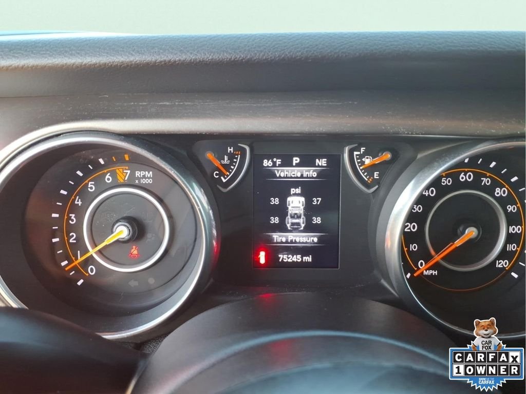 Used 2018 Red Jeep Unlimited Sport S image 20
