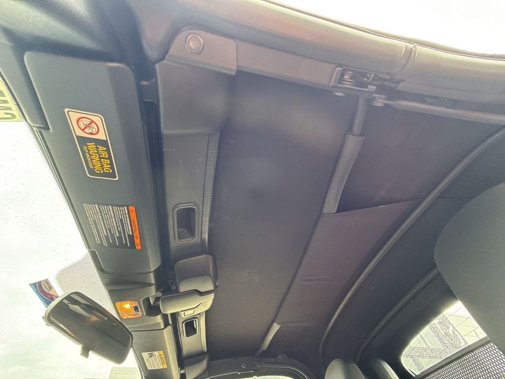 Used 2006 Red Mazda Base image 19