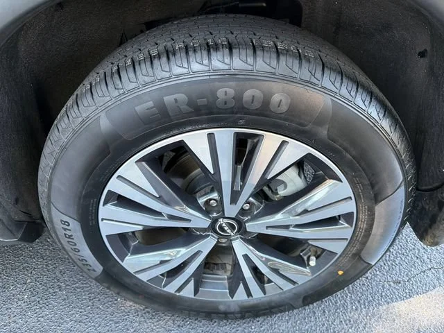 Used 2022 Black Nissan SV FWD image 20