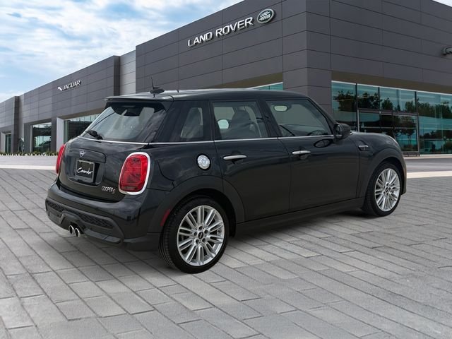 Used 2024 Black MINI Signature image 5