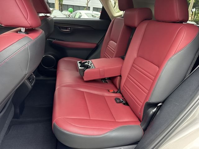 2021 Lexus NX 300 - Photo 23