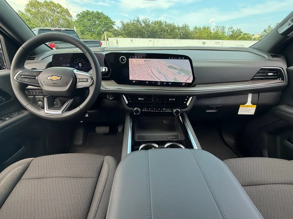 2026 Chevrolet Suburban LS - Photo 12