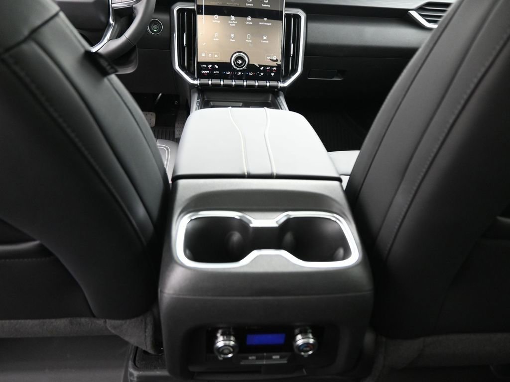 2026 GMC Acadia Elevation - Photo 19