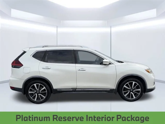 Used 2018 White Nissan SL image 5