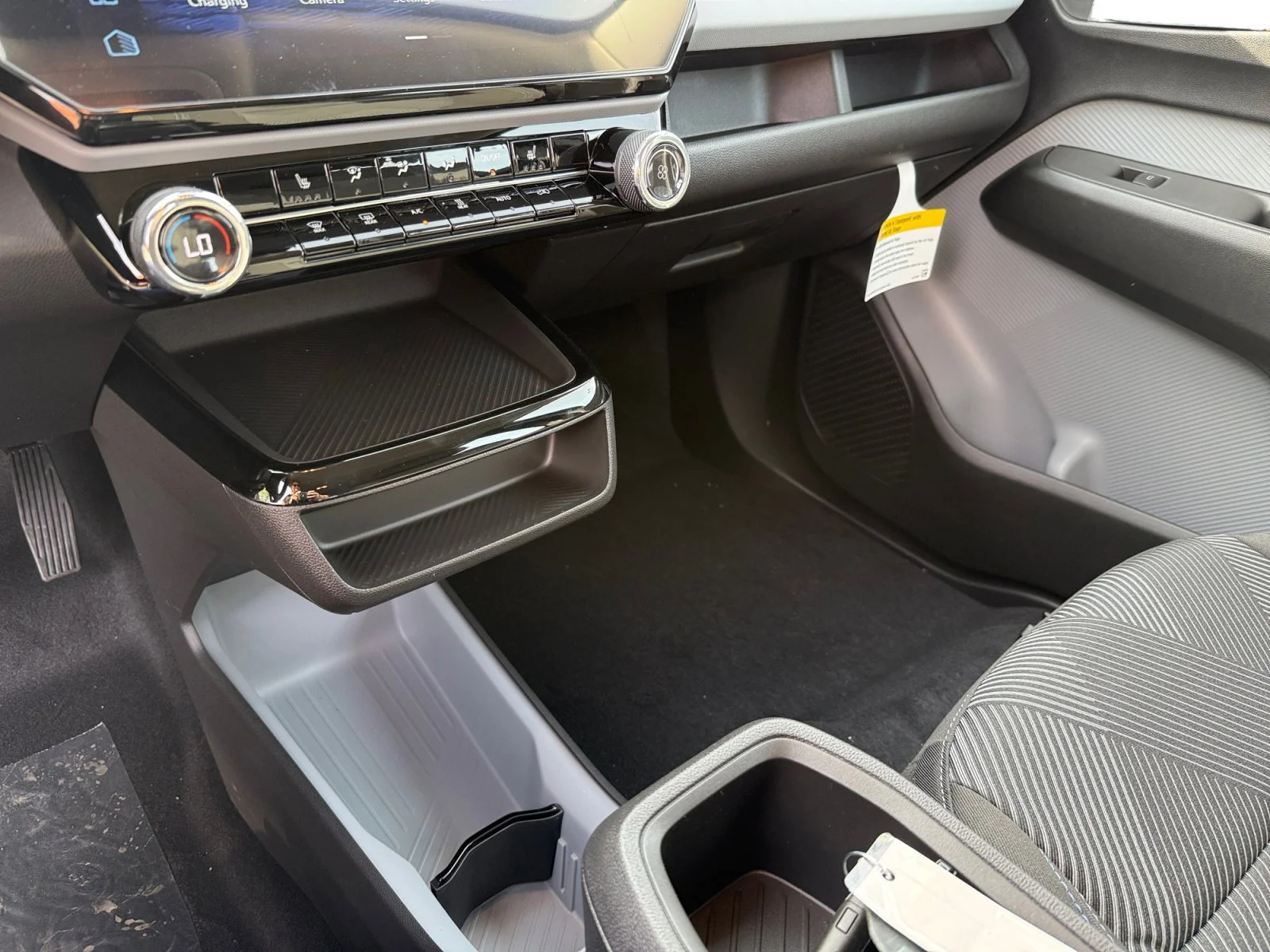 2027 Chevrolet Bolt LT - Photo 13