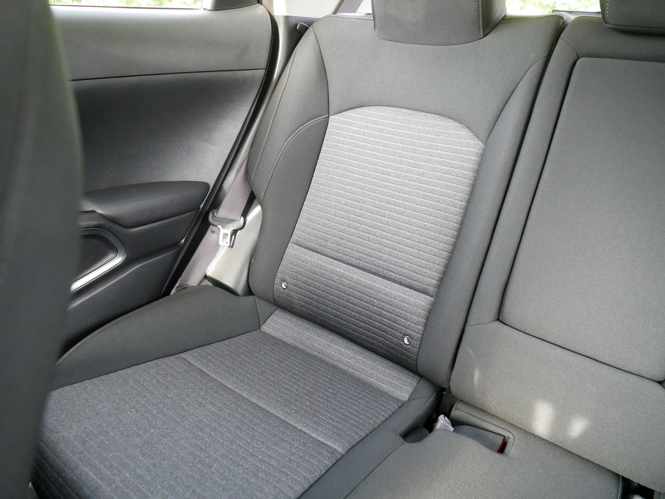 Used 2025 Snow White Pearl Kia EX image 12
