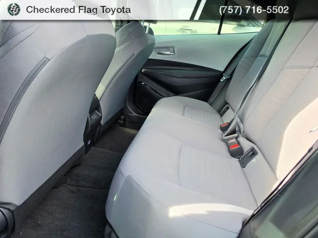 Used 2025 Underground Toyota SE image 16
