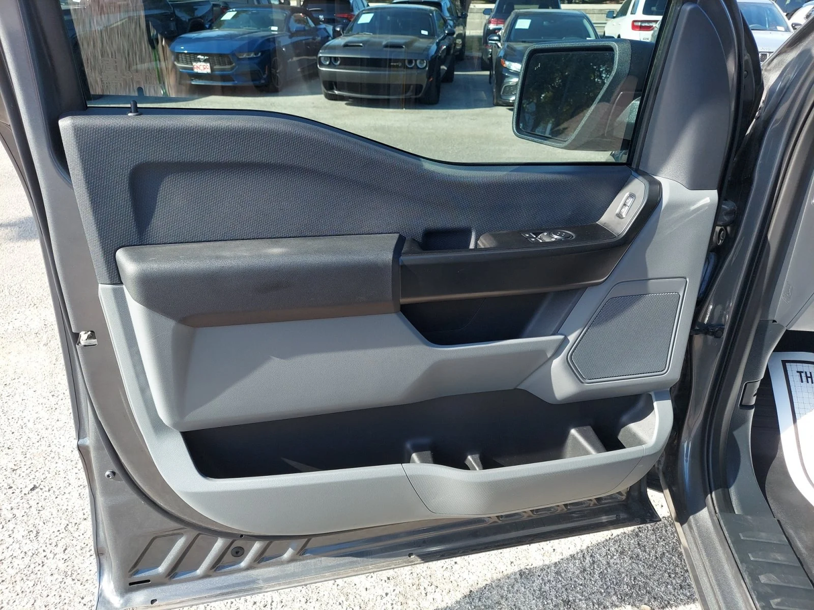 Used 2024 Gray Metallic Ford XL image 25