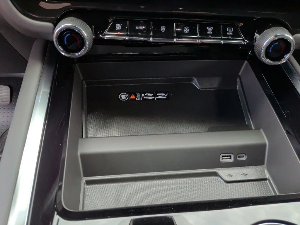 2026 Chevrolet Tahoe RST - Photo 30