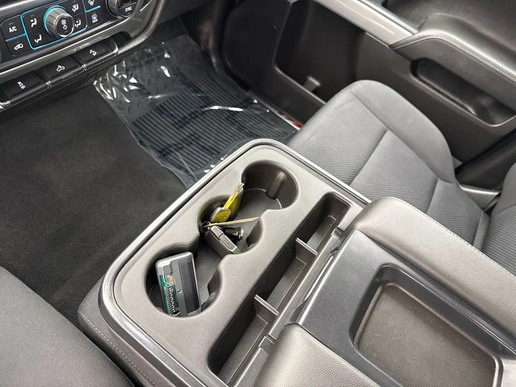Used 2019 Silver Chevrolet LT image 20
