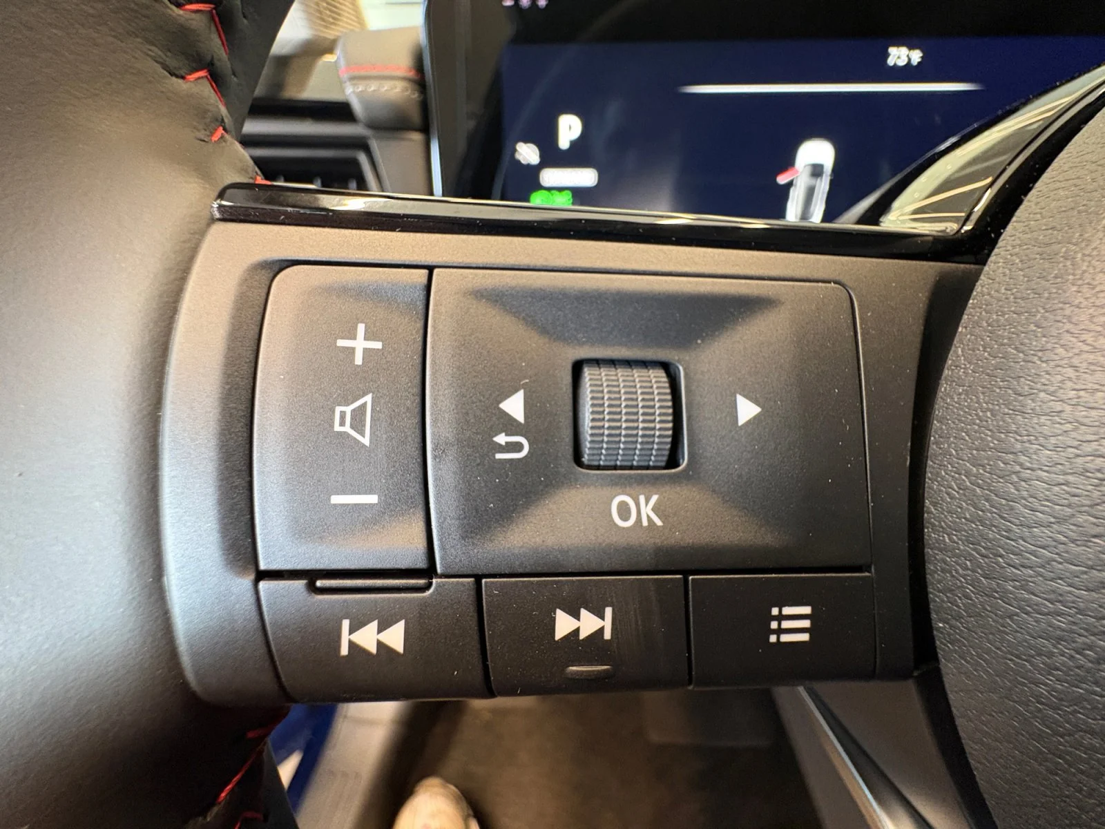 2026 Nissan KICKS SR - Photo 16