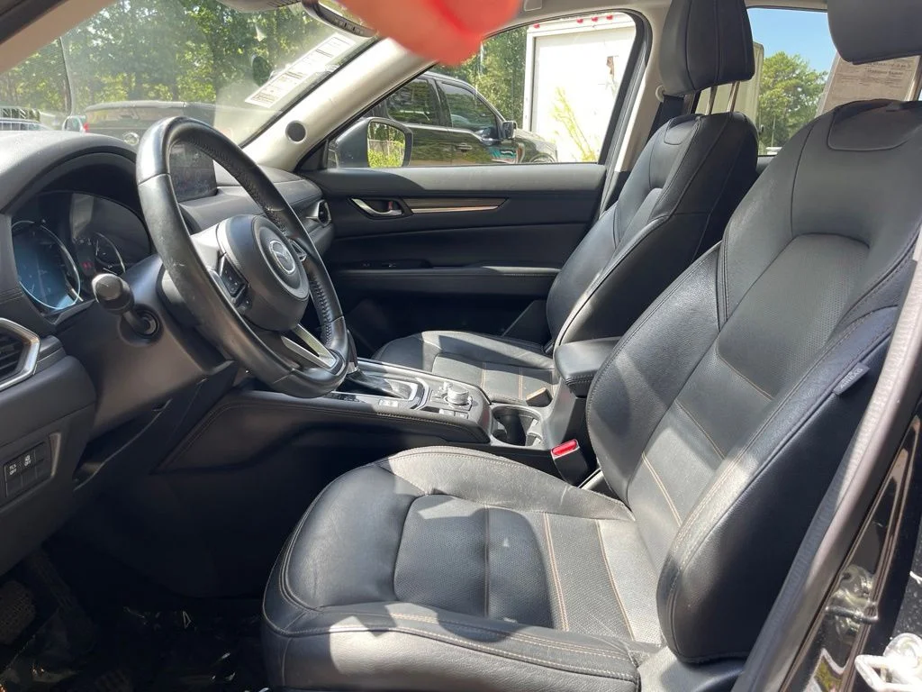 Used 2019 Black Mazda Grand Touring image 16